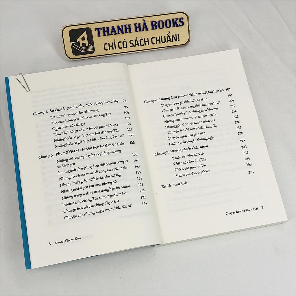 Sách - Chuyện hẹn hò Tây Việt - &quot;Xin lỗi em đôi mắt màu hạnh nhân&quot; (Kèm bookmark)