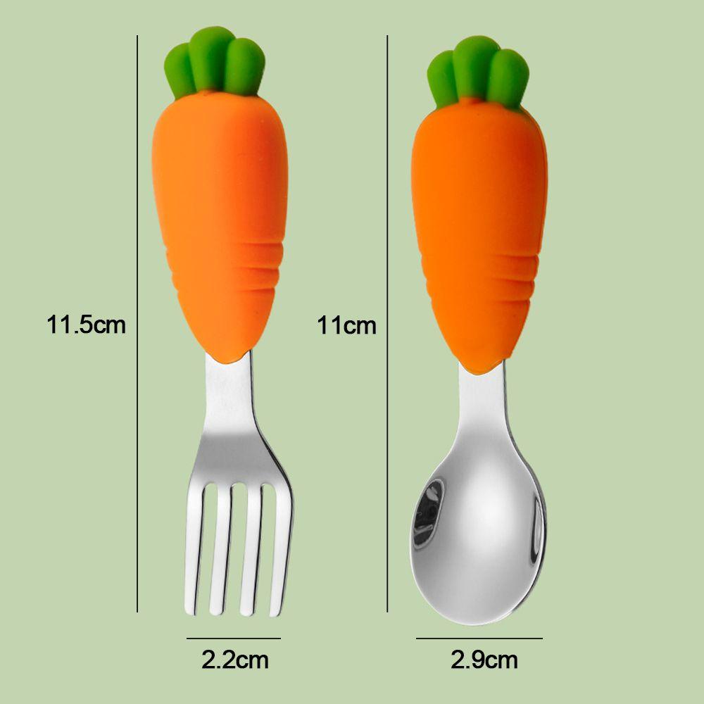 Bộ Muỗng Nĩa Hình Cà Rốt Dễ Thương Cho Bé