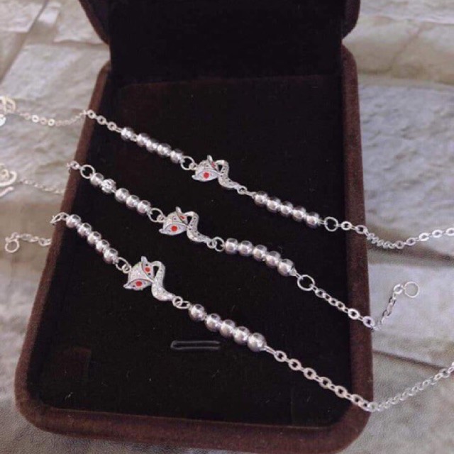 Lắc chân/ Lắc tay/ Cả bộ hồ ly- RE VO DICH