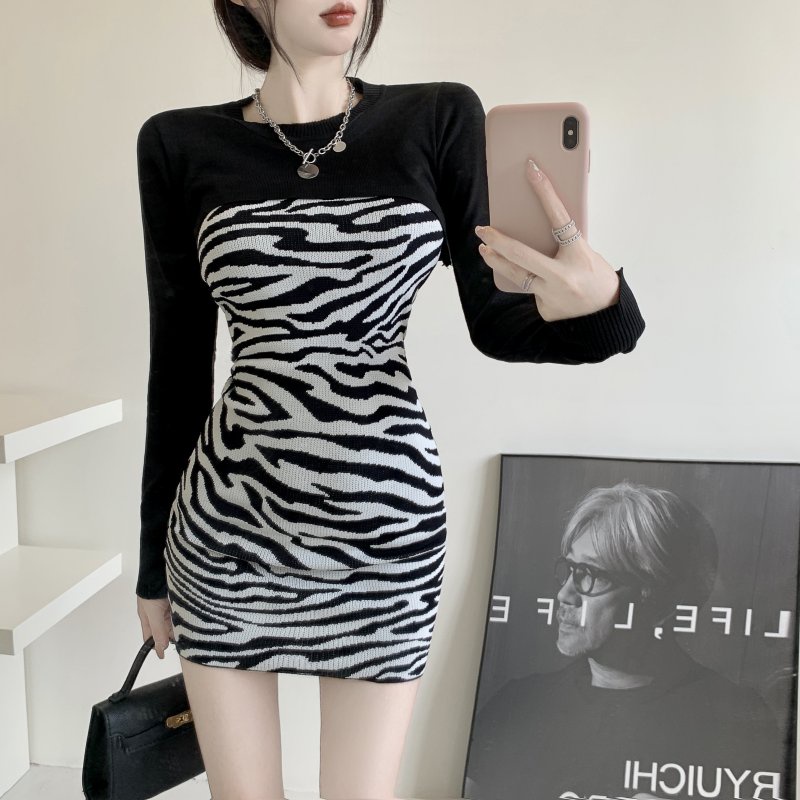 Set Áo Dệt Kim + Chân Váy Ôm Họa Tiết Kẻ Sọc Thời Trang Hàn Quốc Cho Nữ