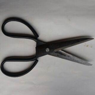 kéo cắt đa năng siêu bén