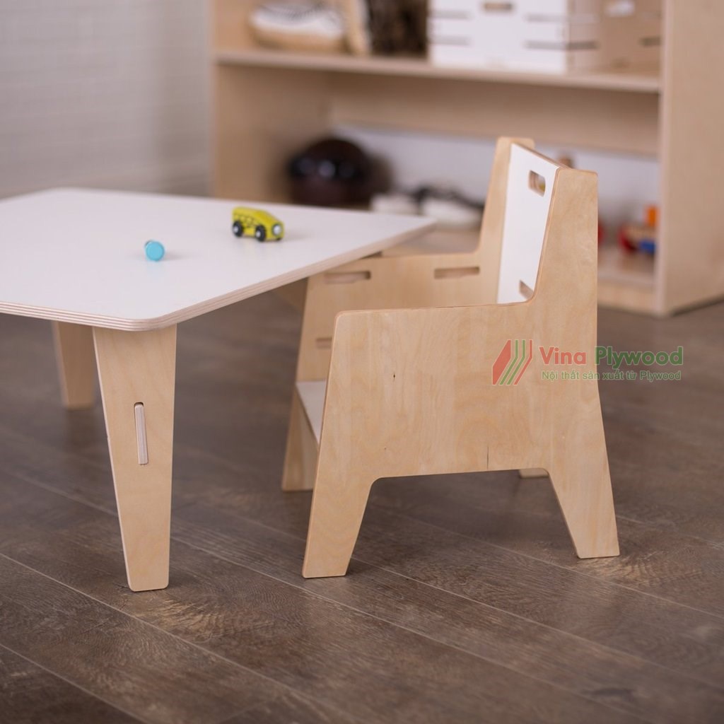 Ghế ăn dặm điêu chỉnh độ cao cho bé, chất liệu gỗ plywood an toàn cho bé, thương hiệu Vinaplywood