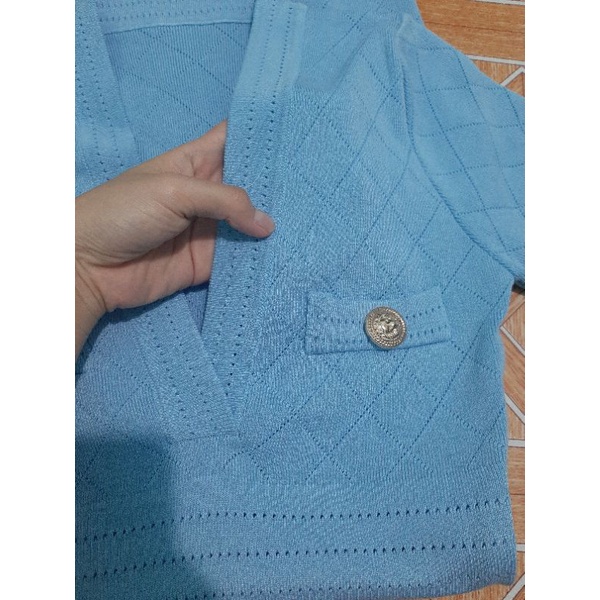 Đầm len ôm body Hương Giang đính nút siêu hotttt