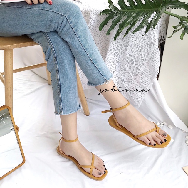 Giày Sandal C55 xỏ ngón mảnh siêu xinh