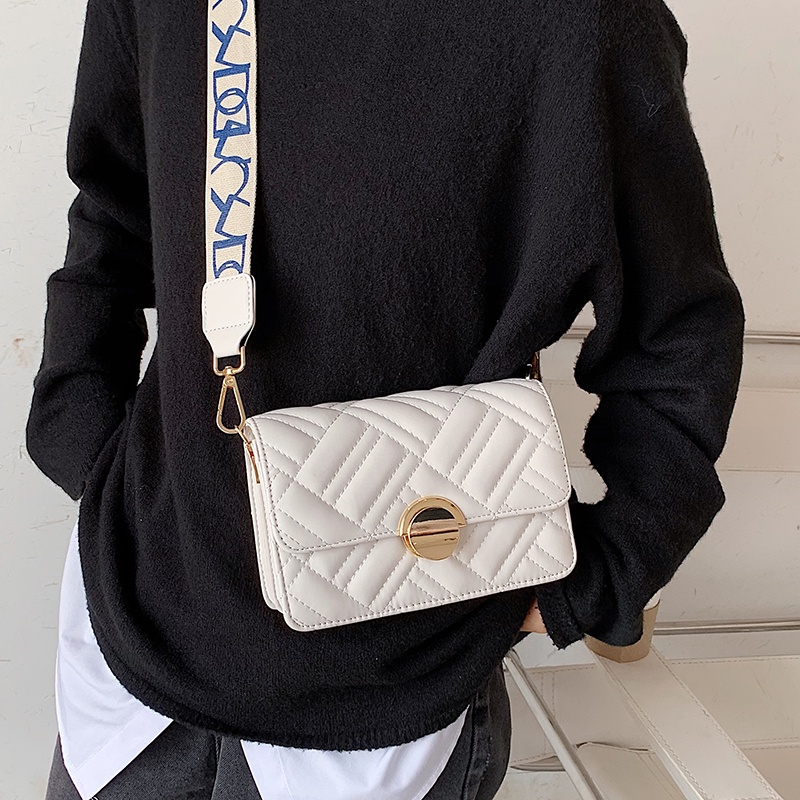 D267 Túi đeo chéo dây đeo bản to khóa tròn sang chảnh