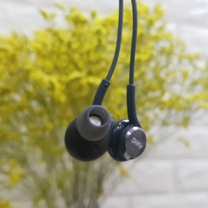 Tai nghe AKG S9 chính hãng, kèm bộ núm tai nghe - Beetech