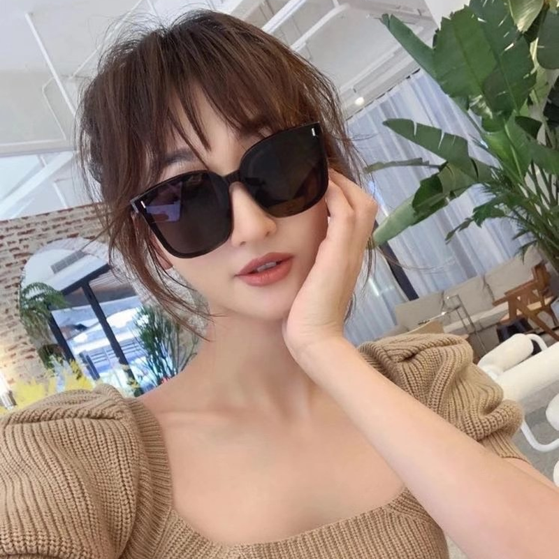 Kính mát gọng vuông phong cách Hàn Quốc cho nữ