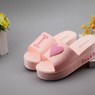 Dép nhựa dẻo trái tim