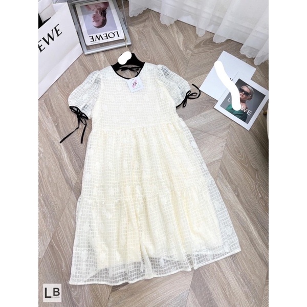 Đầm babydoll viền đen dáng suông hoạ tiết hoa siêu dễ thương, các mẹ bầu bon chen được