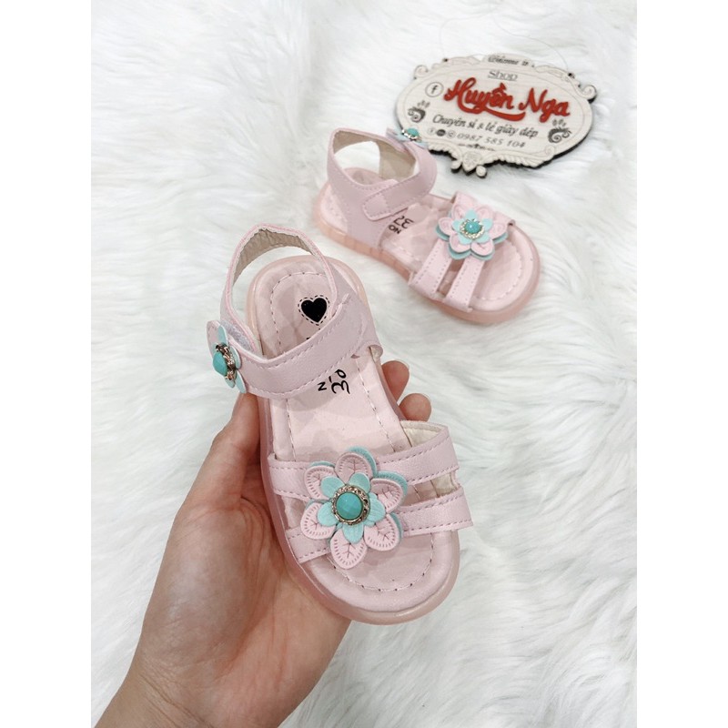 dép quai hậu bé gái. sandal màu hồng hoa xanh size 26-30