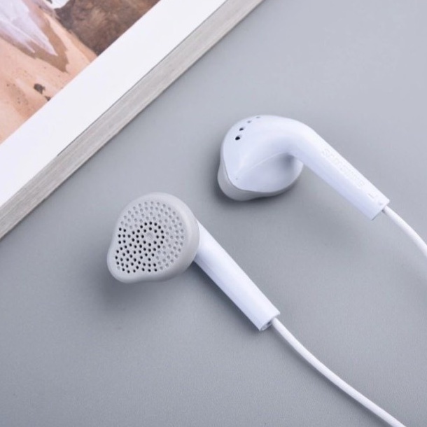 Tai nghe samsung,tai nghe có dây, jack 3.5mm,dùng cho các dòng điện thoại android phổ thông,âm thanh cực hay,bass căng.