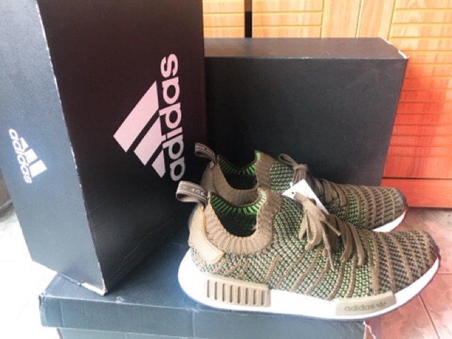 Adidas NMD runner R1 STLT primeknit có sẵn