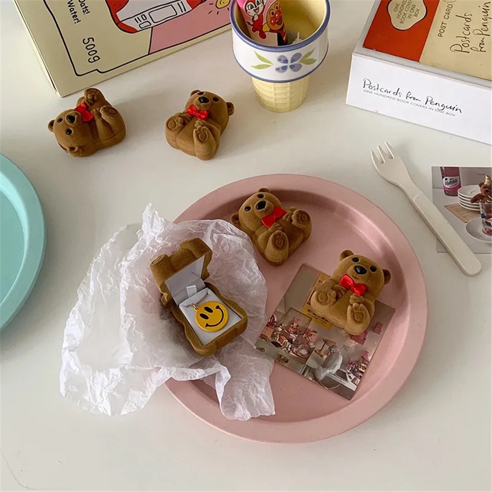 1 Hộp Nhung Đựng Trang Sức Hình Gấu Ôm Phong Cách Retro