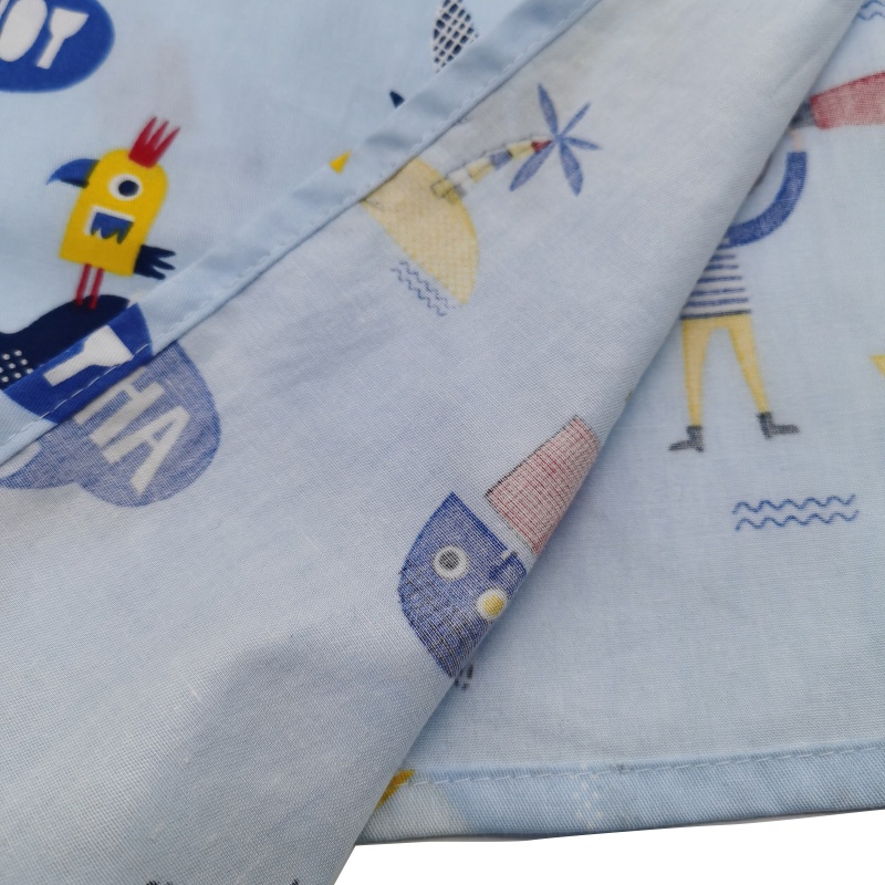 Màn Che Nắng Dây Rút Có Giác Hút Gắn Cửa Sổ Xe Hơi Chống Tia UV