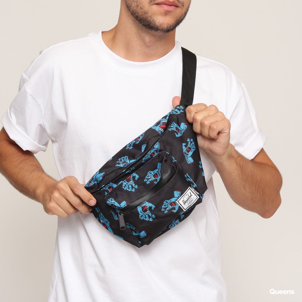 Túi đeo chéo cá tính UNISEX HERSCHEL Seventeen 8.8x33x16.5cm