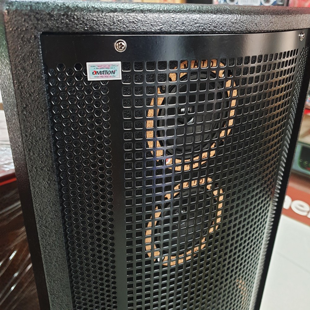 Loa Đứng, Loa Cây KaraOke Nghe Nhạc Hàng Cao Cấp Omaton P-8300 Bass từ đôi 25cm từ đôi lực mạnh, Treble dome