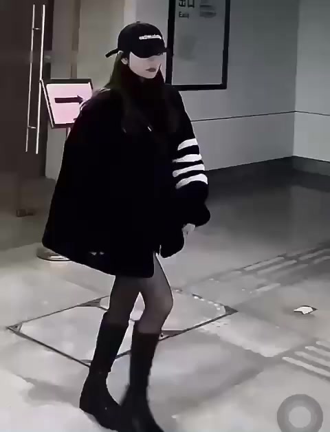 Áo Khoác Thom Lông Cừu 2 Lớp Dày Dặn Phối Kẻ Sọc Tay Phong Cách Trẻ Trung Năng Động Fom Nam Nữ | BigBuy360 - bigbuy360.vn