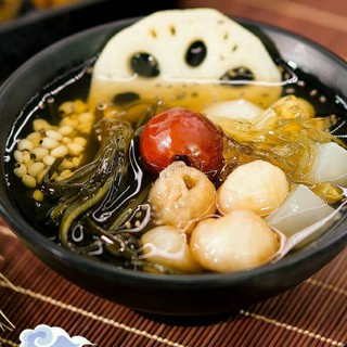 PHỔ TAI CẮT SỢI ( RONG BIỂN KHÔ NẤU CHÈ) 500gr