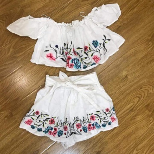 Nguyên set BERSHKA new tag size XS