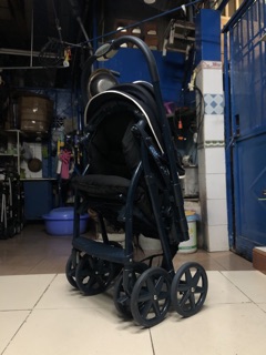 Xe đẩy 2 chiều Combi Calpico