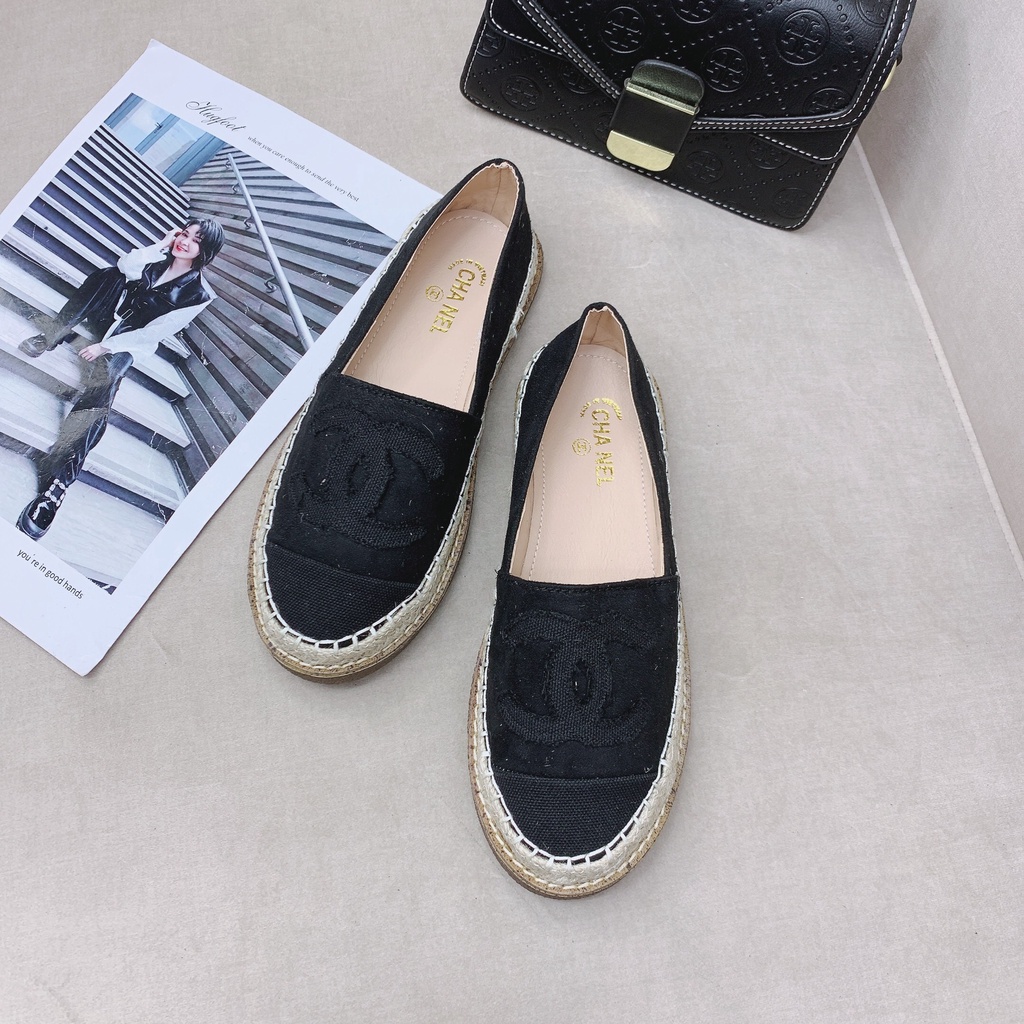 Giày Slipon Thêu Chữ X Nổi Đế Nhựa