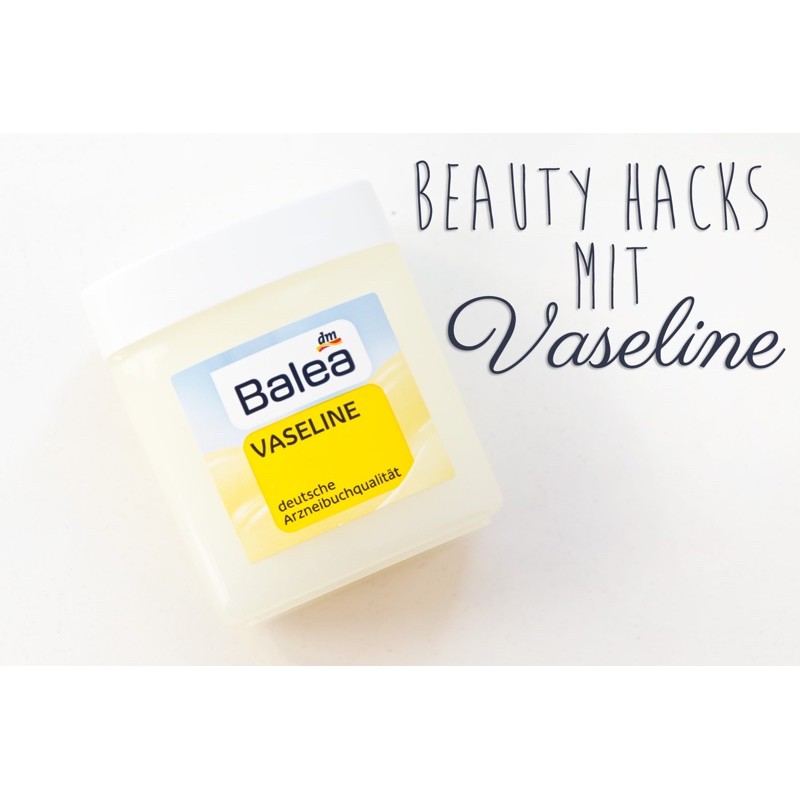 Sáp dưỡng ẩm Vaseline của hãng Balea (Đức)