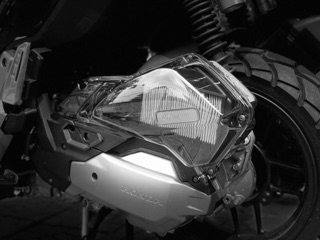 Pô e trong ADV,PCX Zhi.Pat