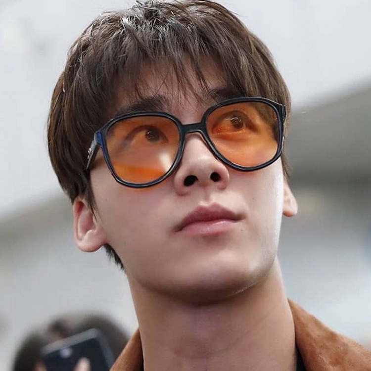 Kính mát gọng kim loại thời trang mới cho nam nữ