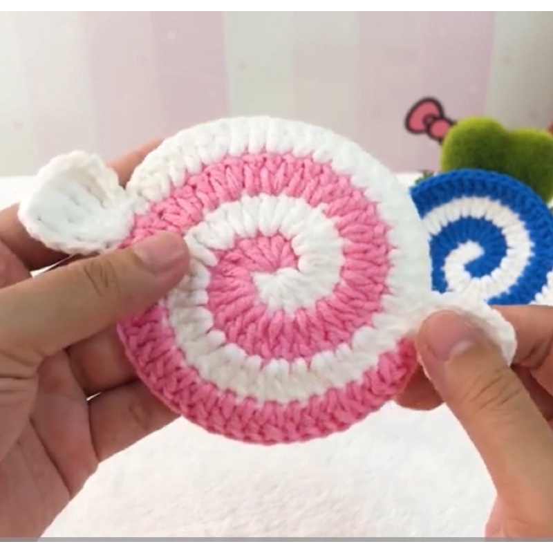 Lót ly handmade hoặc trang trí bàn