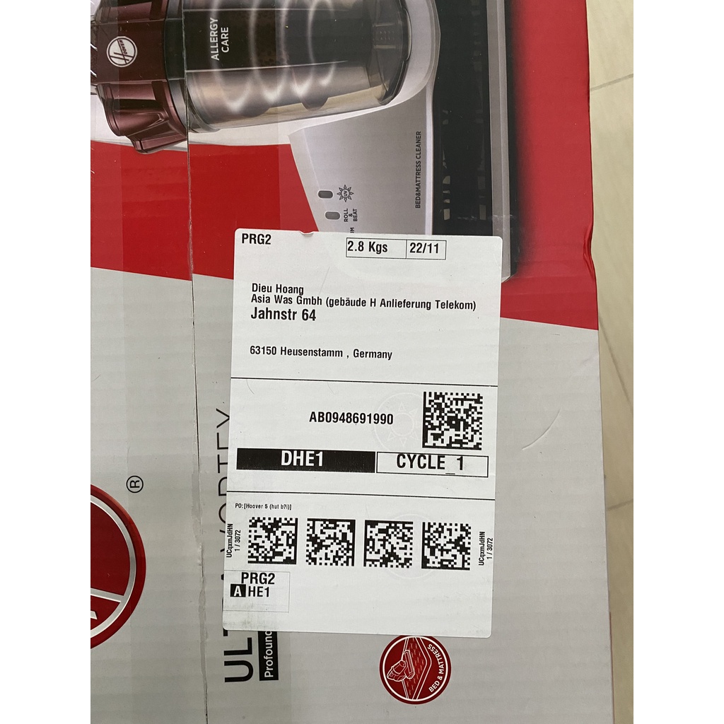 Máy hút bụi đệm Hoover MBC500UV 500W kết hợp đèn UV khử khuẩn