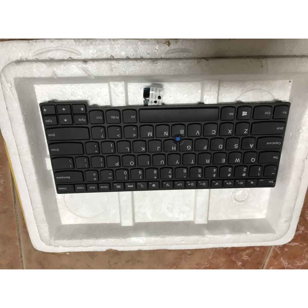 [T440s] Phím xác Lenovo Thinkpad T440s cho ae lấy phím xương phím còn đẹp