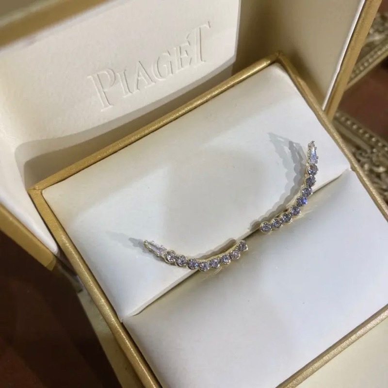 Bông Tai Tua Rua Dáng Dài Đính Đá Pha Lê Lấp Lánh Sang Trọng Cho Nữ