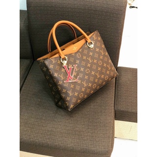 Túi xách nữ LV công sở size 33