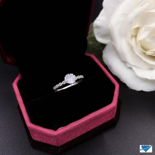 NHẪN NỮ MẶT VIỀN ĐÍNH ĐÁ TRÒN CAO CẤP - NHẪN BẠC TA