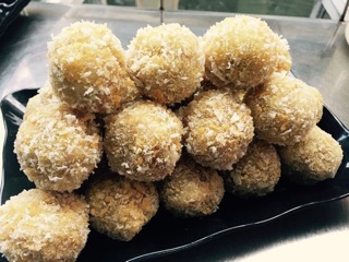 Bánh gà chiên