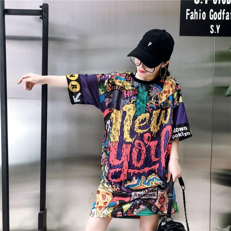 Áo thun dáng rộng cổ tròn hoạ tiết Graffiti phong cách Harajuku
