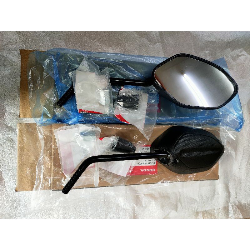 Cặp kính hậu zin Winner