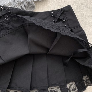 Set áo + Váy corset đen viền ren