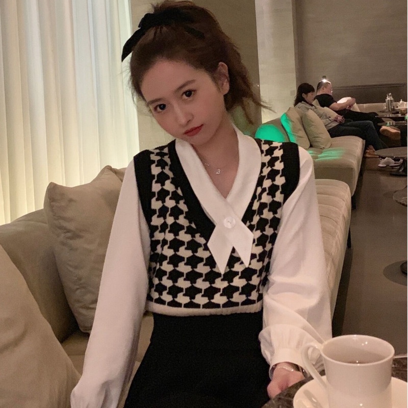 Áo vest cổ chữ v đính đá phong cách retro thanh lịch