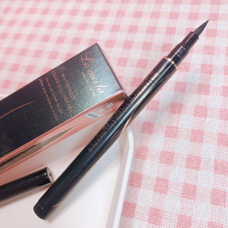 [Mẫu mới] Dạ kẻ mắt không trôi Waterproof Liquid Eyeliner Pen của Lameila | BigBuy360 - bigbuy360.vn
