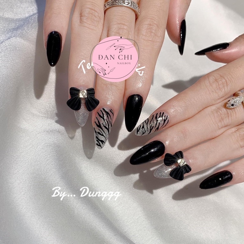 NailBox móng úp thiết kế sẵn Mẫu Đen Charm Nơ