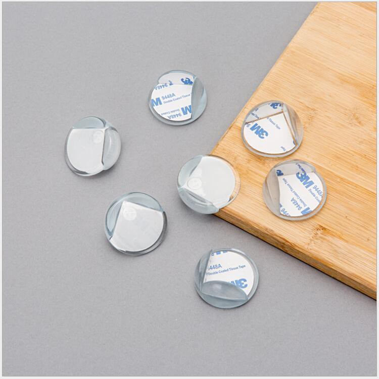 Bộ 4 Miếng Dụng Cụ Silicone Chặn Và Bịt Góc Bàn Tủ Cửa Bảo Vệ Bé 88258 SIÊU THỊ 88