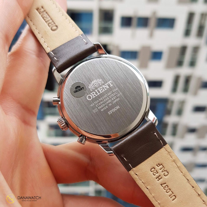Đồng hồ nam Orient Quartz chronograph RA-KV0304Y10B dây kim loại mặt số tròn phong cách mạnh mẽ sang trọng thanh lịch