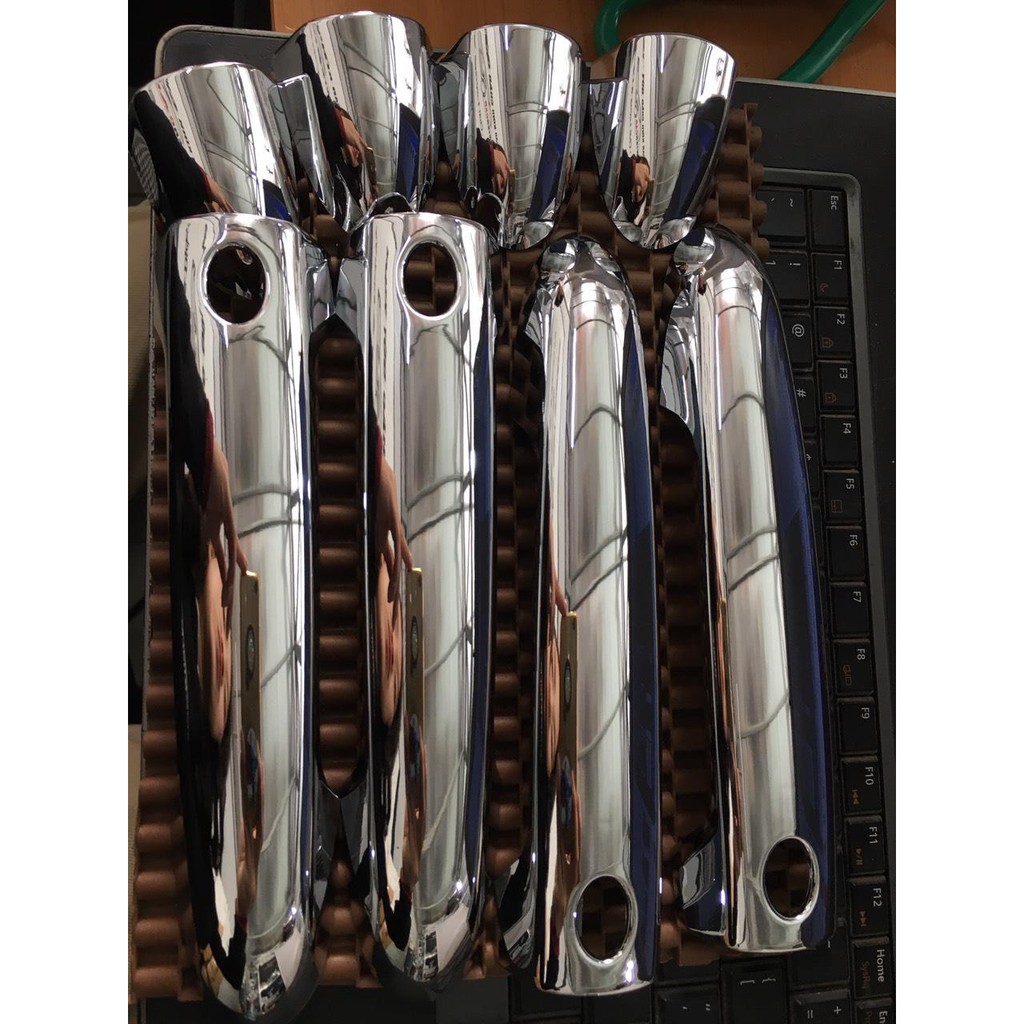 Ốp tay nắm cửa xe Kia RIO