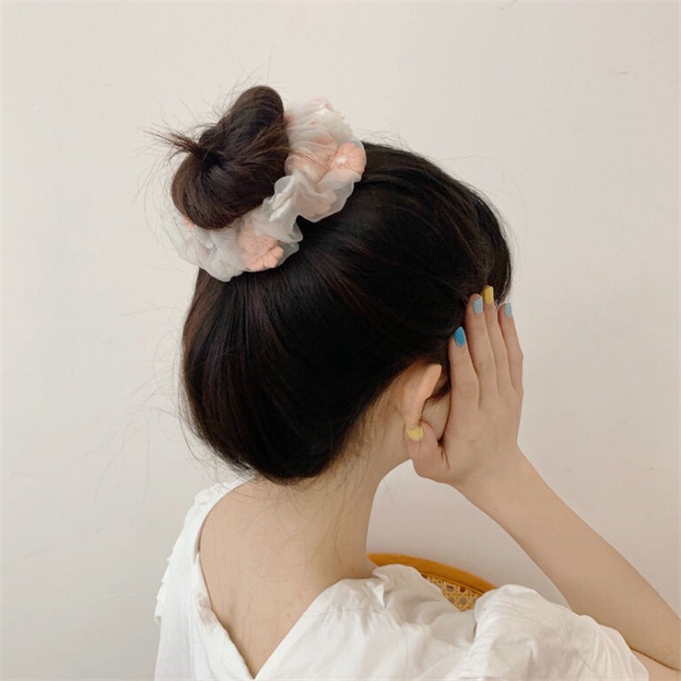 Dây cột tóc thêu hoa pastel Scrunchies ( Scrunchies thêu hoa daisy xinh xắn )