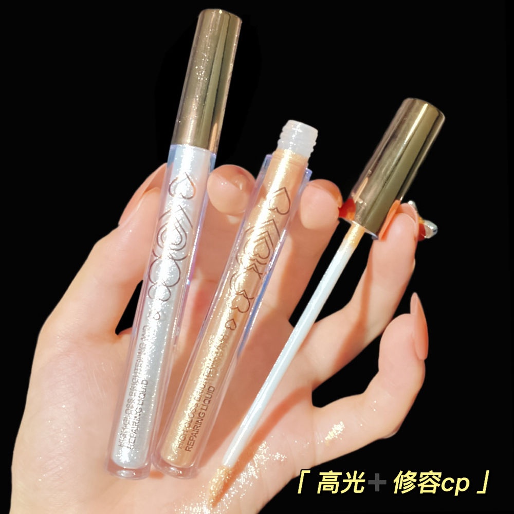 Kem Bắt Sáng Dạng Lỏng Tạo Khối Ba Chiều Làm Sáng Da