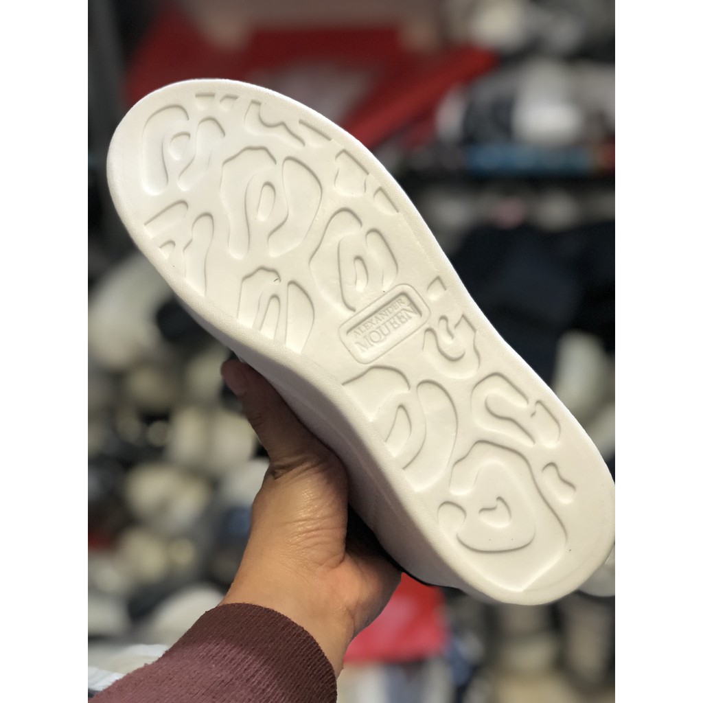 [SF+]GIÀY Nam Alexander McQueen gót nhung FULL BOX | BigBuy360 - bigbuy360.vn