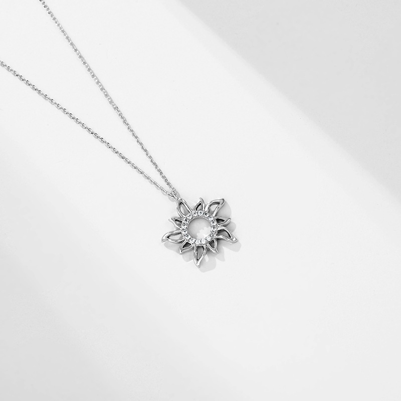 Dây chuyền mặt thiết kế hình hướng dương, đính đá sang trọng ANTA Jewelry - ATJ8042