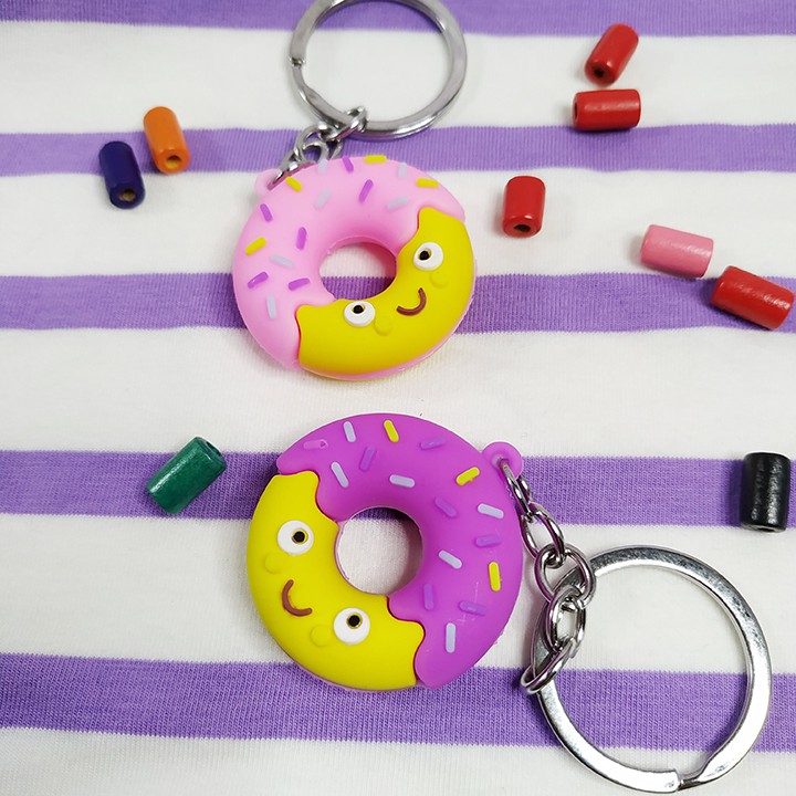 Móc khóa hình bánh donut 🍩 FREESHIP 🚛 Có video thật 🎥 Móc khóa hình bánh donut độc đáo nhiều màu giá rẻ - Phát Huy Hoàng