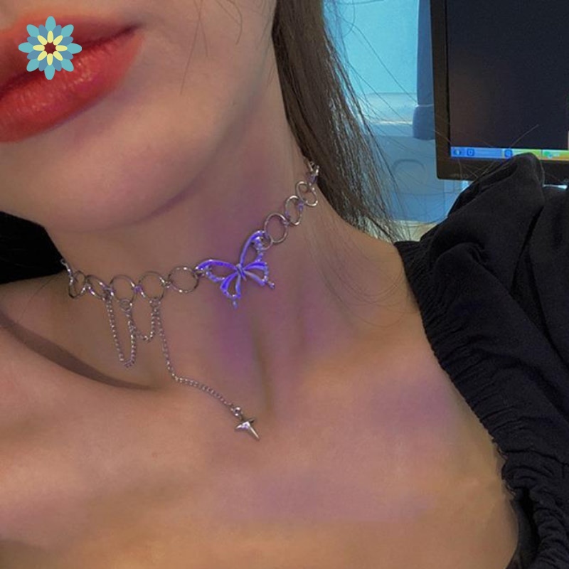 Vòng cổ mặt hình bươm bướm dễ thương thiết kế thời trang